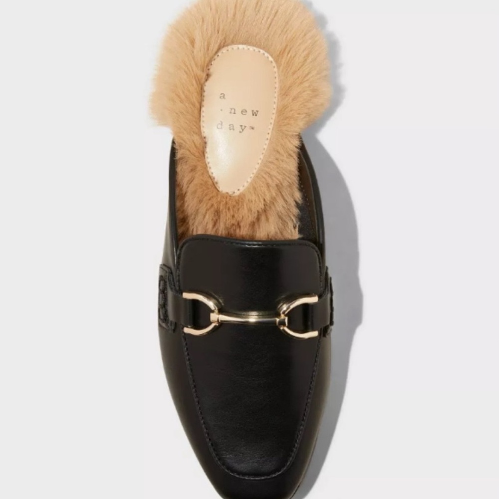 A New Day Black Faux Fur Lined Loafers Mule Size 8